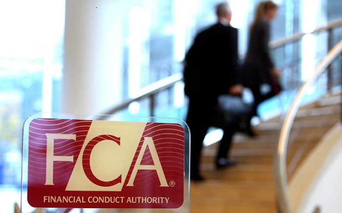 Sự hiện diện của nhóm điều hành được FCA quy định ra sao?